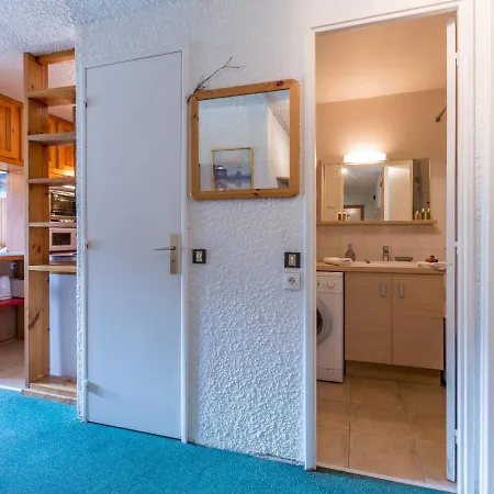 Appartement 3 Pieces Skis Aux Pieds, 6 Pers., Sud, La Daille - Fr-1-694-118 * Val-dʼIsère